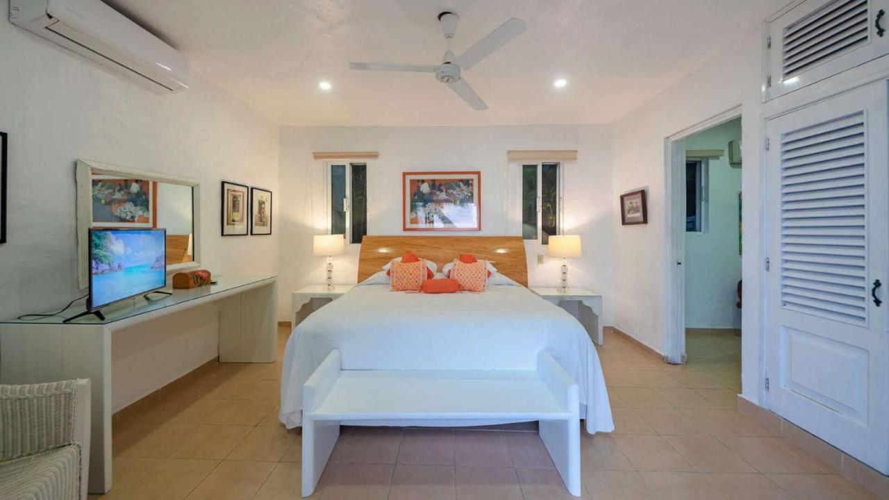Beachfront Salinas House Puerto Vallarta Exterior photo